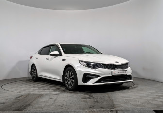 Подержанный автомобиль Kia Optima Sedan 2018 года (3 фото)