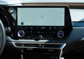 Новый Lexus RX 2026 (12 фото)