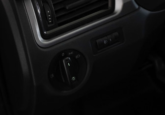 Подержанный автомобиль Skoda Rapid Liftback 2016 года (12 фото)