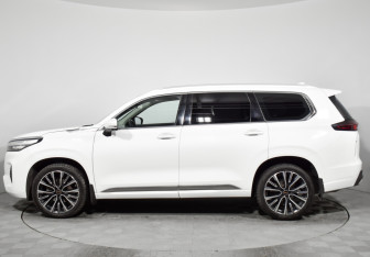 Подержанный автомобиль Exeed VX 2023 года (8 фото)