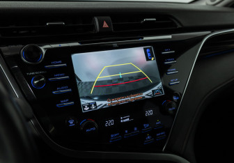 Подержанный автомобиль Toyota Camry Sedan 2020 года (15 фото)