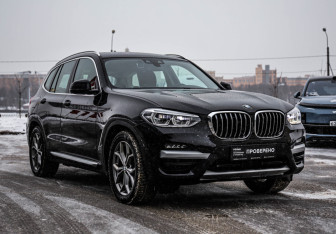 Подержанный автомобиль BMW X3 2020 года (4 фото)