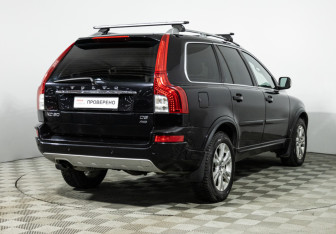 Подержанный автомобиль Volvo XC90 2012 года (5 фото)