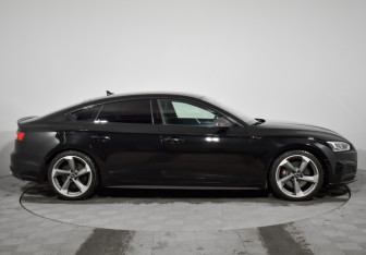 Подержанный автомобиль Audi A5 Liftback 2017 года (5 фото)