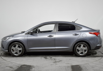 Подержанный автомобиль Hyundai Solaris Sedan 2020 года (8 фото)