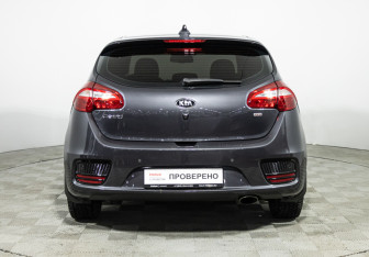 Подержанный автомобиль Kia Ceed Hatchback 2018 года (6 фото)