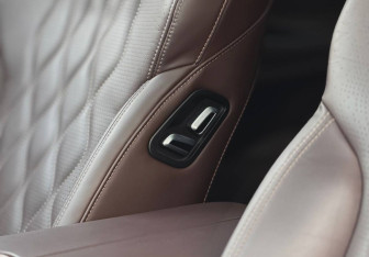 Подержанный автомобиль Exeed VX 2023 года (27 фото)