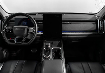 Подержанный автомобиль Jaecoo J7 2023 года (16 фото)