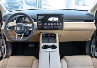 Новый Evolute i-SPACE 2025 (9 фото)