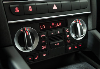 Подержанный автомобиль Audi A3 Hatchback 2012 года (16 фото)