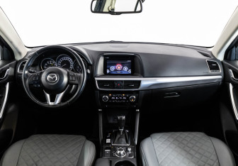 Подержанный автомобиль Mazda CX-5 2017 года (10 фото)