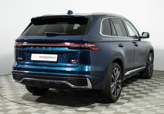 Подержанный автомобиль Geely Monjaro 2023 года (5 фото)