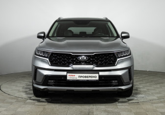 Подержанный автомобиль Kia Sorento 2020 года (2 фото)