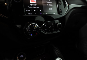 Подержанный автомобиль Renault Kaptur 2021 года (16 фото)