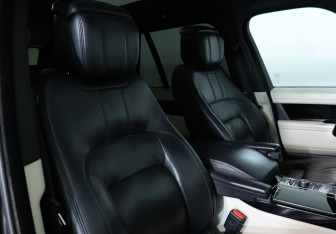 Подержанный автомобиль Land Rover Range Rover 2018 года (13 фото)