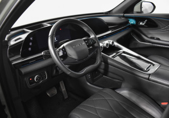 Подержанный автомобиль Exeed RX 2023 года (9 фото)