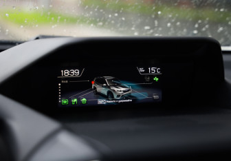Подержанный автомобиль Subaru Forester Suv 2024 года (16 фото)