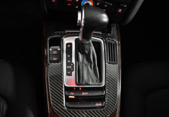 Подержанный автомобиль Audi A4 Sedan 2013 года (17 фото)