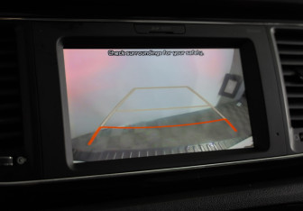 Подержанный автомобиль Kia Carnival 2018 года (15 фото)