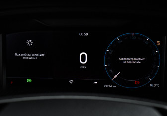 Подержанный автомобиль Skoda Octavia Liftback 2022 года (19 фото)