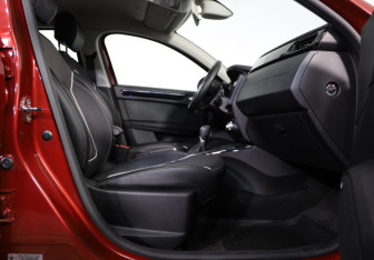 Подержанный автомобиль Renault Arkana 2019 года (23 фото)