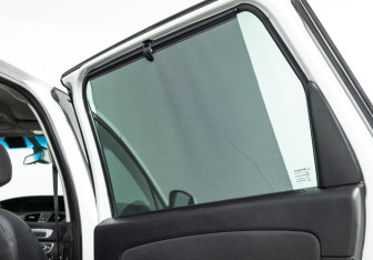 Подержанный автомобиль Renault Scenic 2012 года (19 фото)