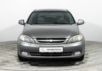 Подержанный автомобиль Chevrolet Lacetti Hatchback 2011 года (2 фото)