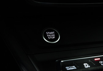 Подержанный автомобиль Audi Q3 Sportback 2020 года (20 фото)