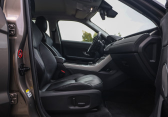 Подержанный автомобиль Land Rover Range Rover Evoque 2017 года (27 фото)