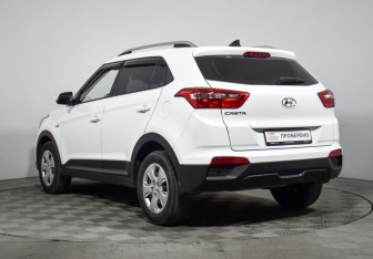 Подержанный автомобиль Hyundai Creta 2021 года (7 фото)