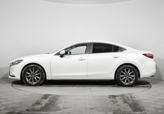 Подержанный автомобиль Mazda 6 Sedan 2020 года (8 фото)