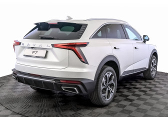 Новый Haval F7 2026 (2 фото)