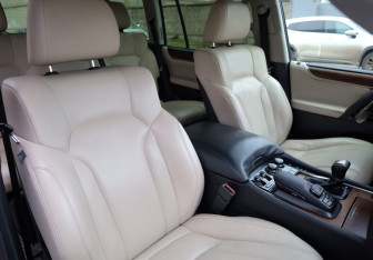 Подержанный автомобиль Lexus LX 2016 года (28 фото)