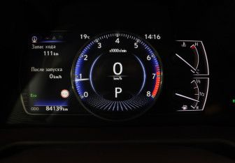 Подержанный автомобиль Lexus ES 2018 года (10 фото)