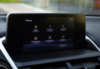 Подержанный автомобиль Lexus NX 2017 года (18 фото)