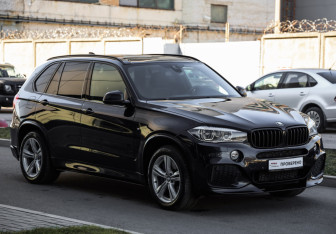 Подержанный автомобиль BMW X5 2017 года (4 фото)