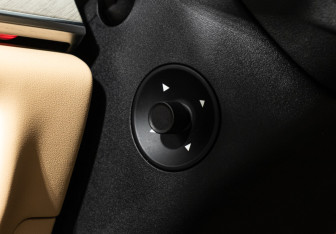 Подержанный автомобиль Jaecoo J8 2024 года (25 фото)