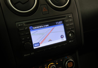 Подержанный автомобиль Nissan Qashqai 2011 года (17 фото)
