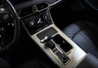 Подержанный автомобиль Exeed TXL 2022 года (20 фото)