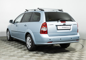 Подержанный автомобиль Chevrolet Lacetti Wagon 2012 года (7 фото)