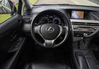 Подержанный автомобиль Lexus RX 2014 года (15 фото)