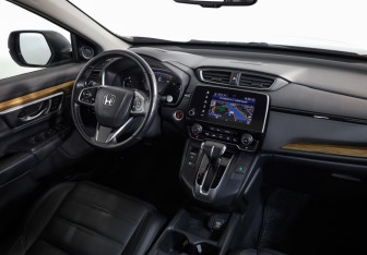 Подержанный автомобиль Honda CR-V 2017 года (8 фото)