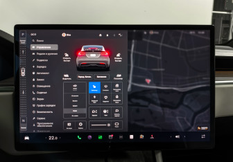Подержанный автомобиль Tesla Model X 2023 года (25 фото)