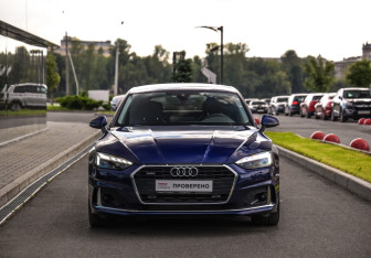 Подержанный автомобиль Audi A5 Liftback 2021 года (4 фото)
