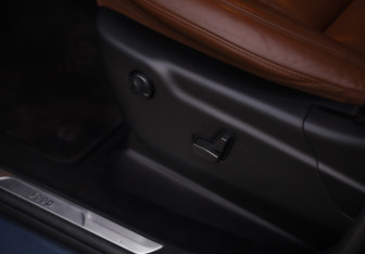 Подержанный автомобиль Jeep Grand Cherokee 2021 года (28 фото)