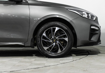 Подержанный автомобиль Kia Cerato Sedan 2020 года (30 фото)