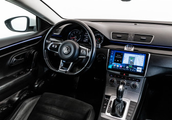 Подержанный автомобиль Volkswagen Passat CC 2014 года (16 фото)