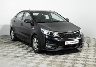 Подержанный автомобиль Kia Rio Sedan 2016 года (3 фото)