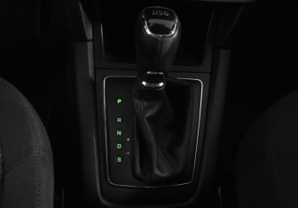 Подержанный автомобиль Skoda Yeti 2014 года (16 фото)