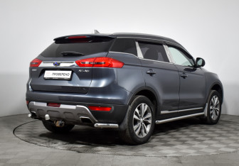 Подержанный автомобиль Geely Atlas 2019 года (5 фото)